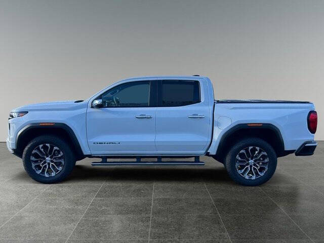2025 GMC Canyon Denali