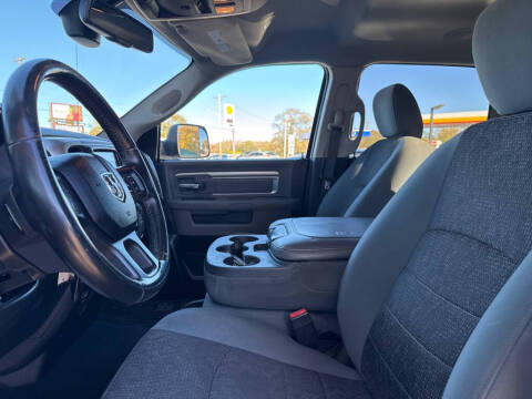 2018 RAM 1500 SLT