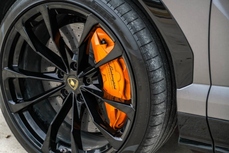 2020 Lamborghini Urus