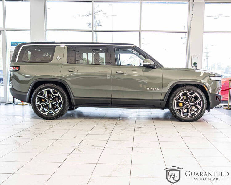 2023 Rivian R1S Launch Edition