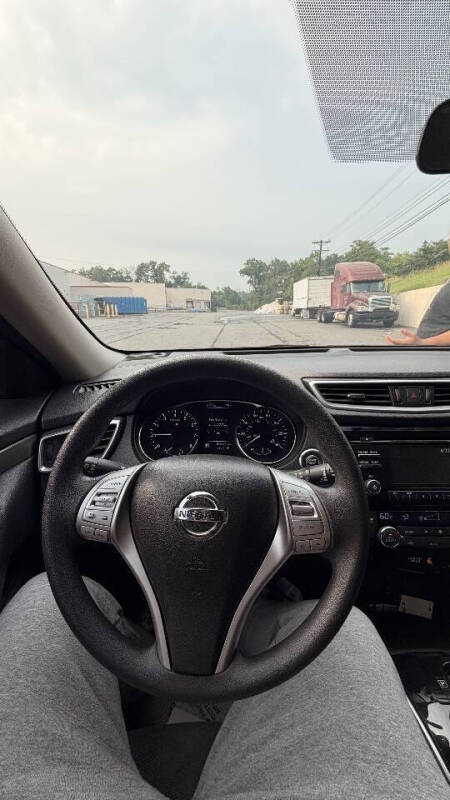 2015 Nissan Rogue SV