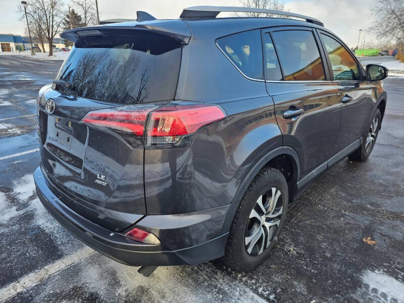 2018 Toyota RAV4 LE