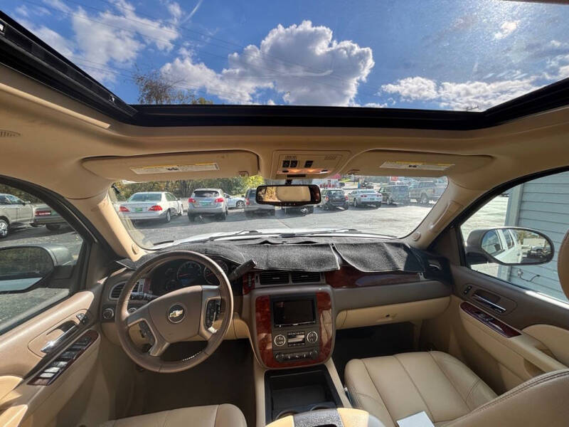 2012 Chevrolet Suburban LT 2500