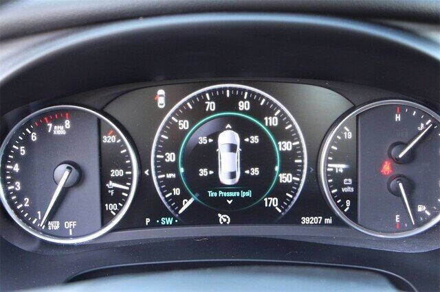 2017 Buick LaCrosse Essence