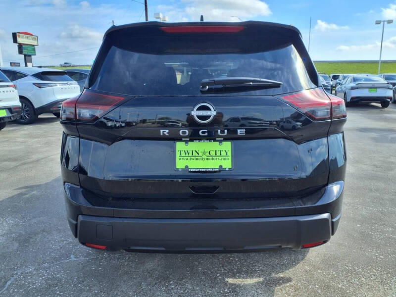 2026 Nissan Rogue S