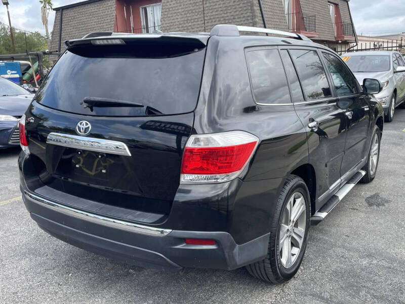 2011 Toyota Highlander Limited