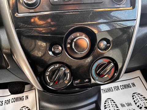 2015 Nissan Versa Note SV