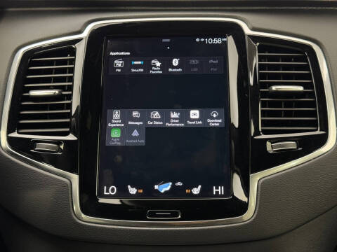 2022 Volvo XC90 Recharge T8 R-Design