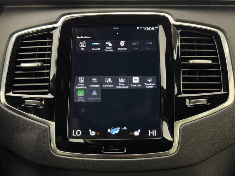 2022 Volvo XC90 Recharge T8 R-Design