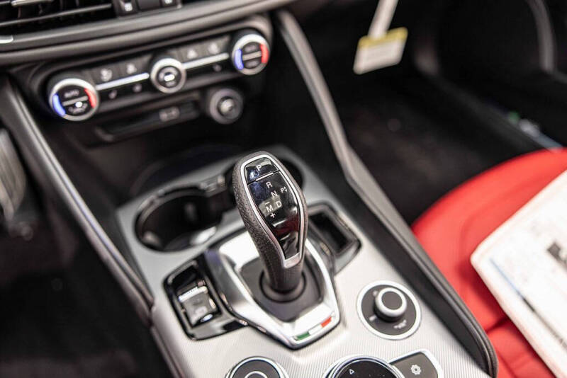 2025 Alfa Romeo Giulia