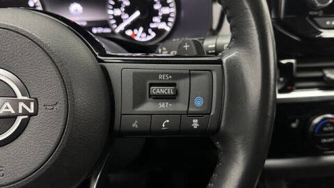 2023 Nissan Pathfinder SV