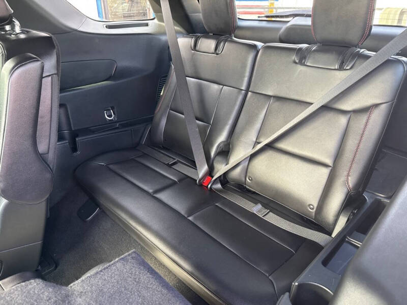 2024 Ford Explorer ST-Line