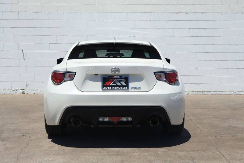 2016 Scion FR-S