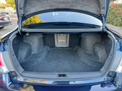 2010 Honda Accord EX-L V6 w/Navi