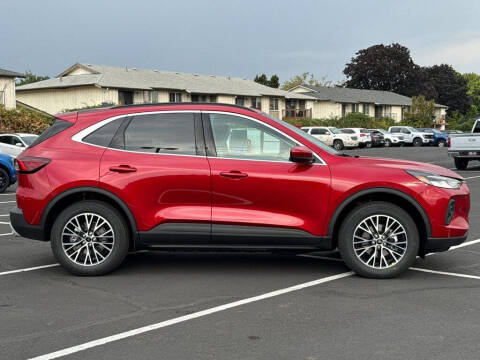 2025 Ford Escape Plug-In Hybrid PHEV