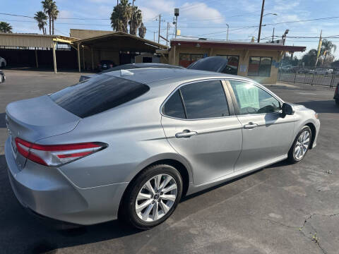2020 Toyota Camry LE