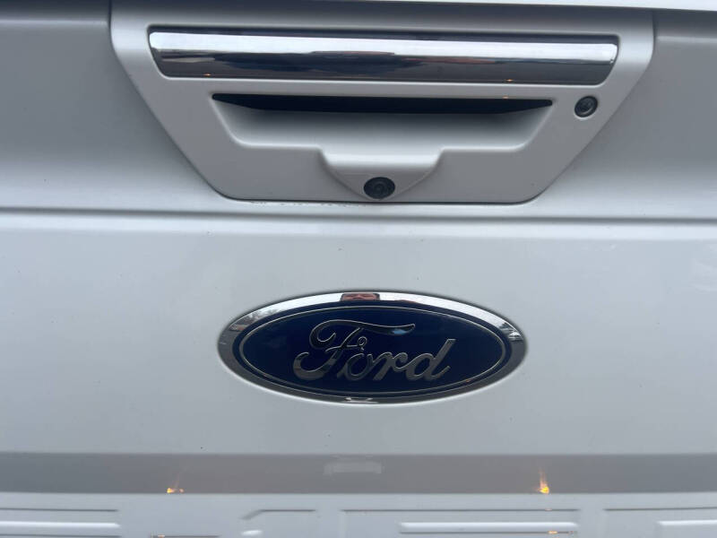 2020 Ford F-150 Lariat photo 44