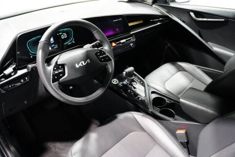 2023 Kia Niro EX