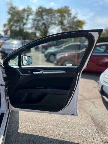 2013 Ford Fusion SE