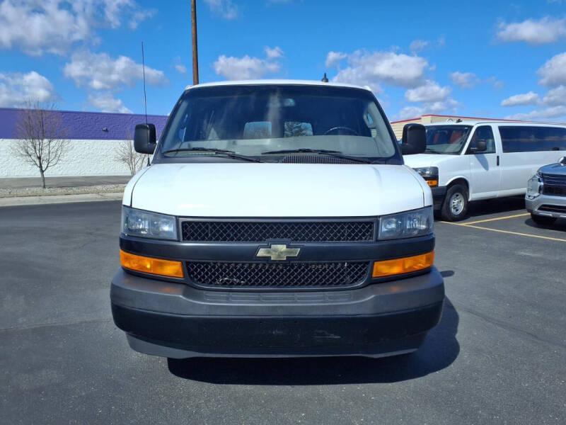 2022 Chevrolet Express LS 3500
