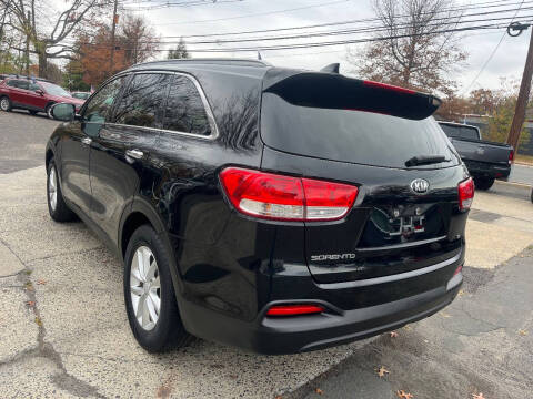 2016 Kia Sorento LX V6