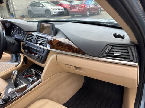 2014 BMW 3 Series 320i xDrive