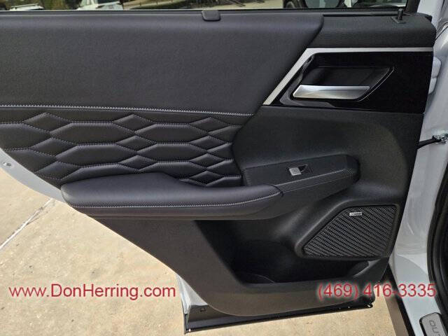 2026 Mitsubishi Outlander SEL