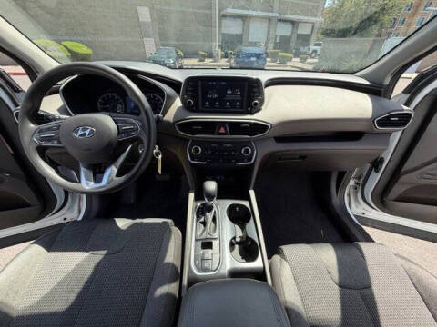 2020 Hyundai Santa Fe SE