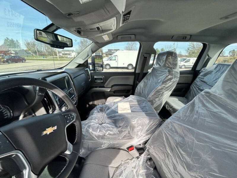 2024 Chevrolet Silverado 5500HD