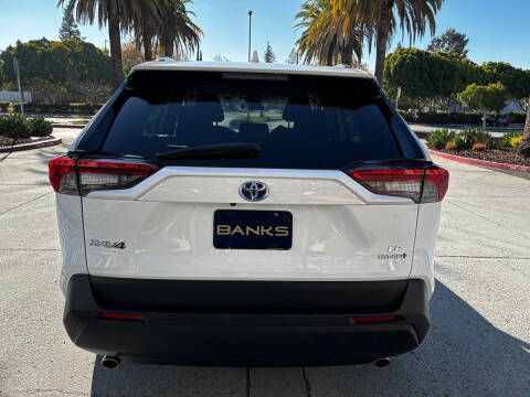 2023 Toyota RAV4 Hybrid LE