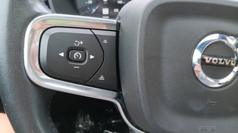 2021 Volvo XC40 T4 Inscription