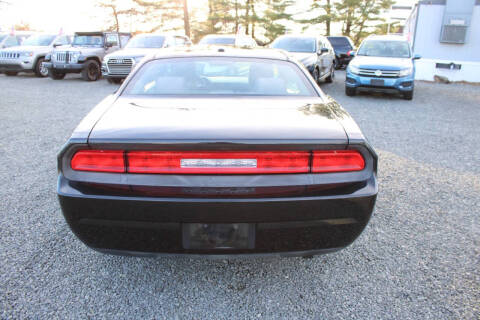 2010 Dodge Challenger SE
