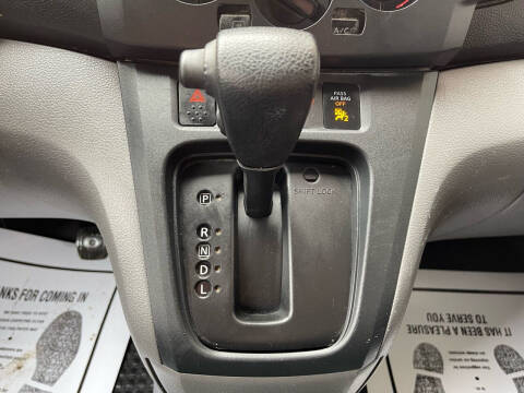 2015 Nissan NV200 SV
