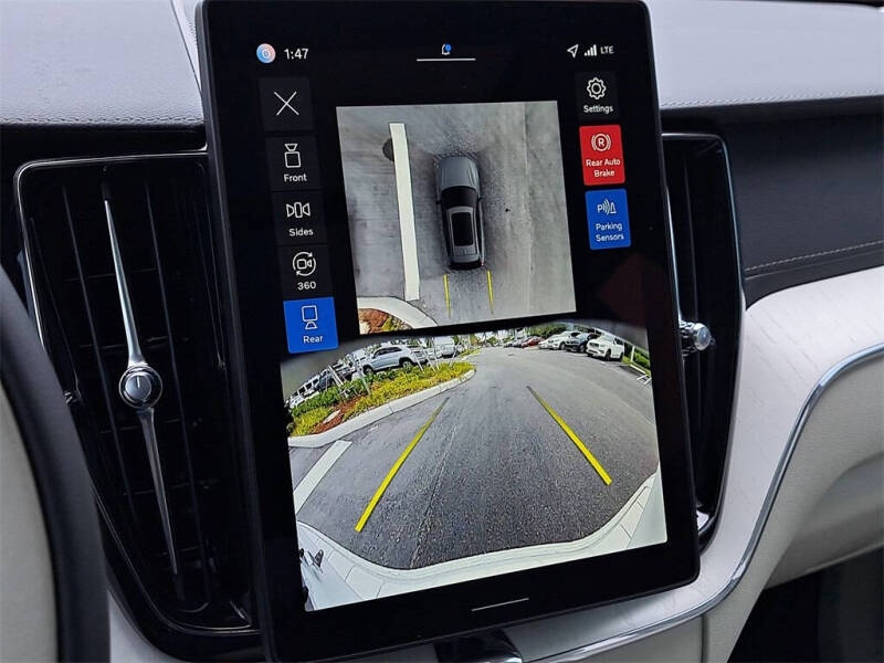 2026 Volvo XC60 B5 Ultra