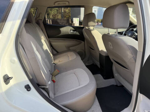 2013 Nissan Rogue SV