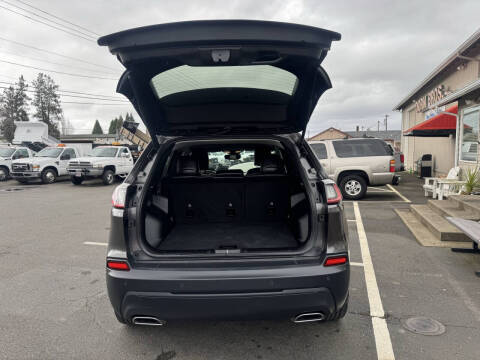 2020 Jeep Cherokee