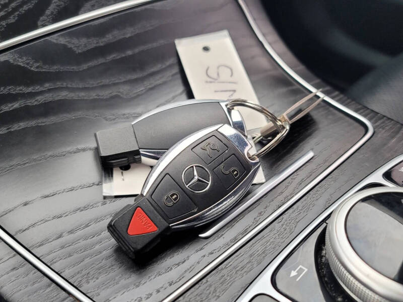 2016 Mercedes-Benz C-Class