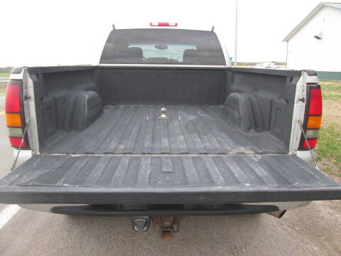 2005 GMC Sierra 2500HD SLT