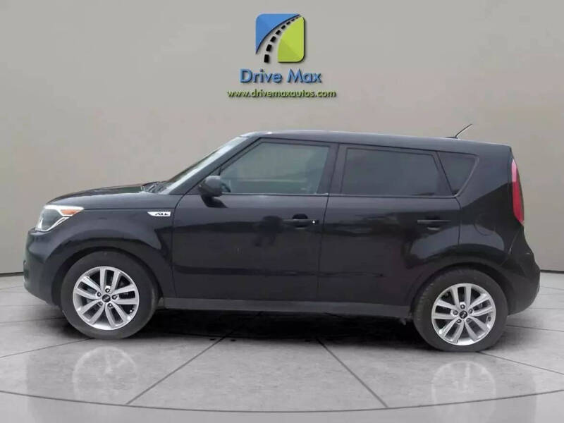 2019 Kia Soul +