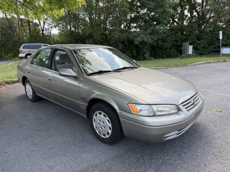 1997 Toyota Camry LE