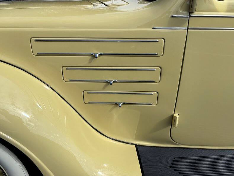 1934 Chrysler Airflow