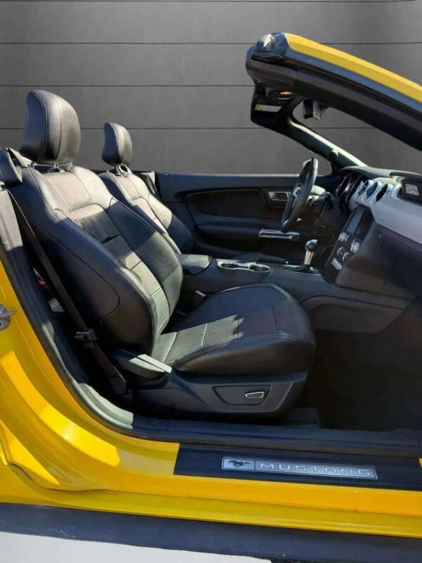 2015 Ford Mustang EcoBoost Premium