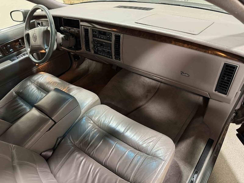 1994 Cadillac Fleetwood for sale at Saccucci's Of Schaumburg in Schaumburg, IL