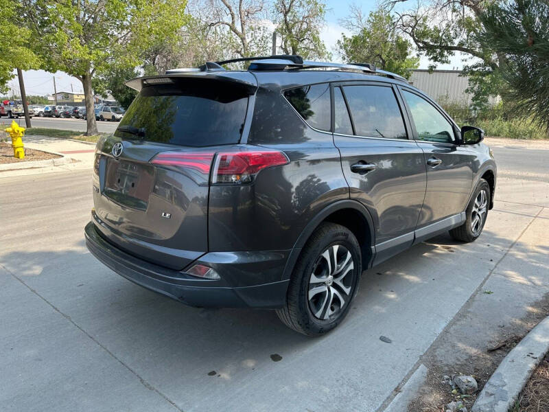 2017 Toyota RAV4 LE
