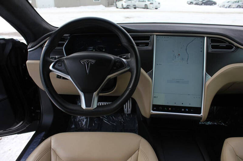 2016 Tesla Model S P85D