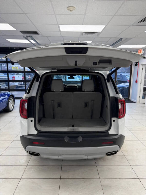 2021 GMC Acadia SLT
