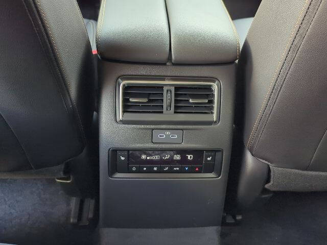 2026 Mazda CX-70 Plug-in Hybrid SC Plus