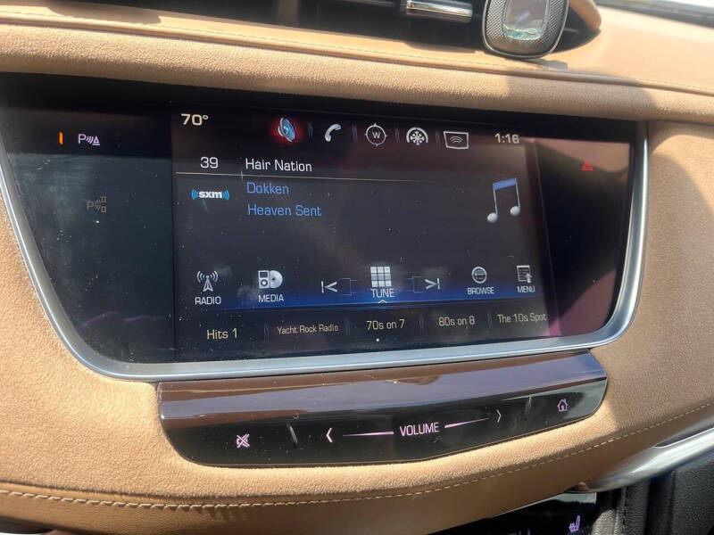 2017 Cadillac XT5 Platinum
