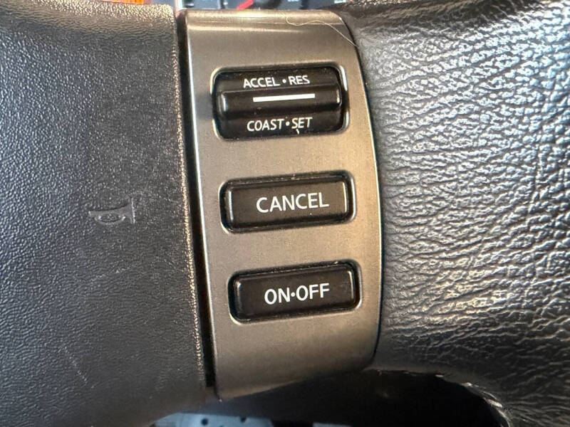 2012 Nissan Armada Platinum