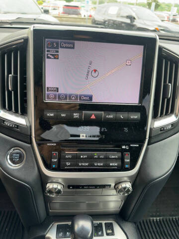 2019 Toyota Land Cruiser